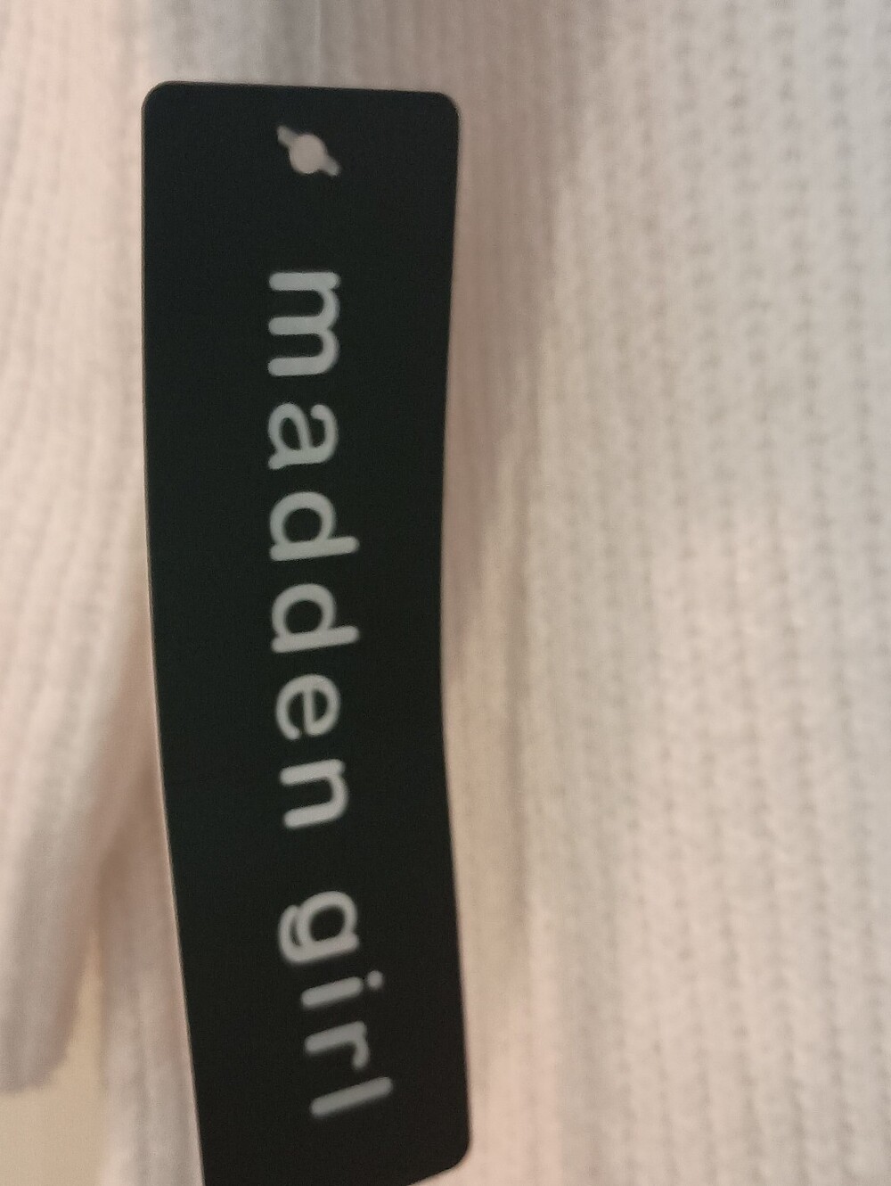 Madden Girl Cream Ribbed Cropped Cardigan with Snap Closure - Picture 2 of 7